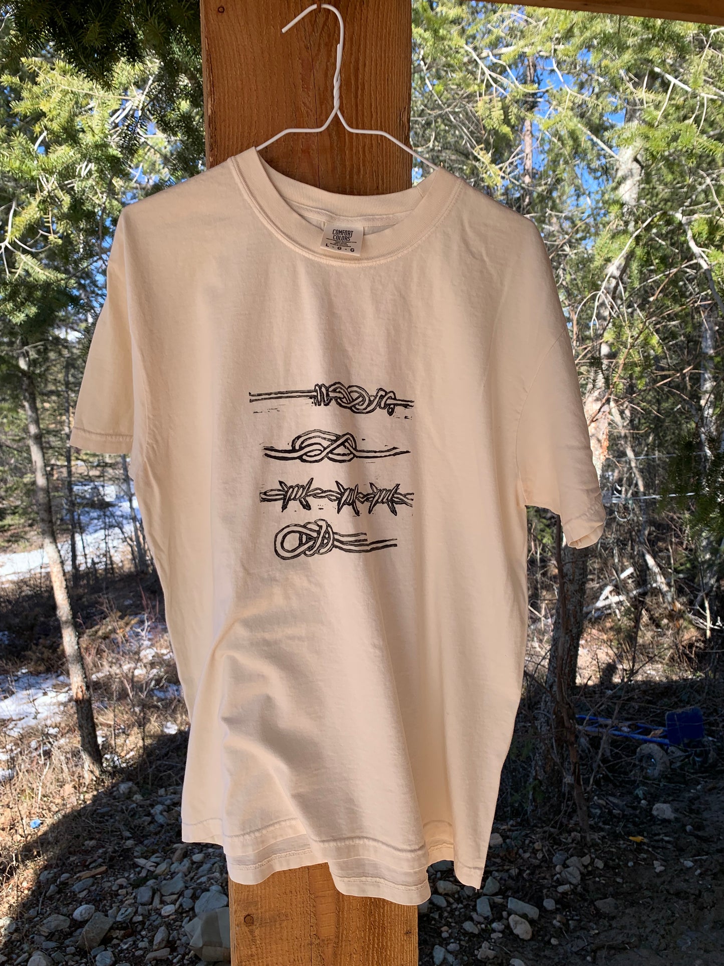Knot T-shirt